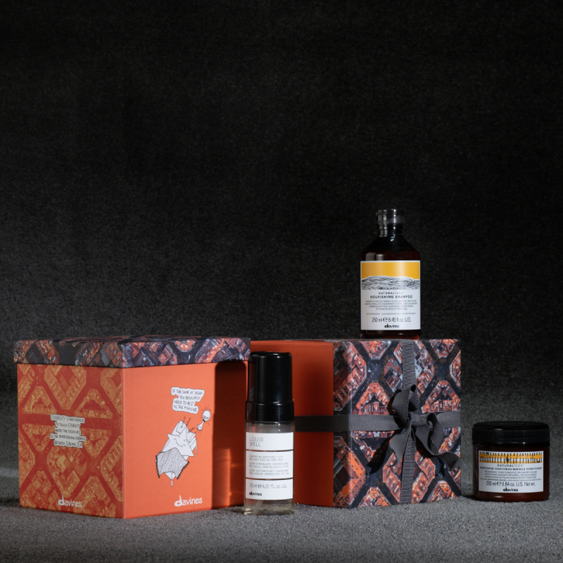 NOURISHING Maitinančių plaukų priežiūros priemonių rinkinys, 1vnt