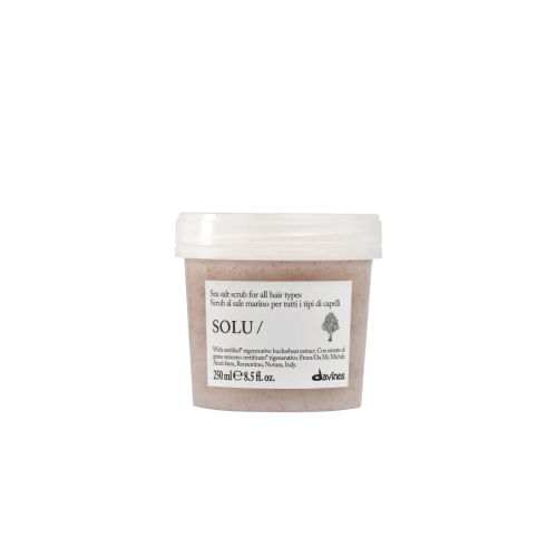SOLU Sea Salt Scrub Šveitiklis su jūros druska, 250ml