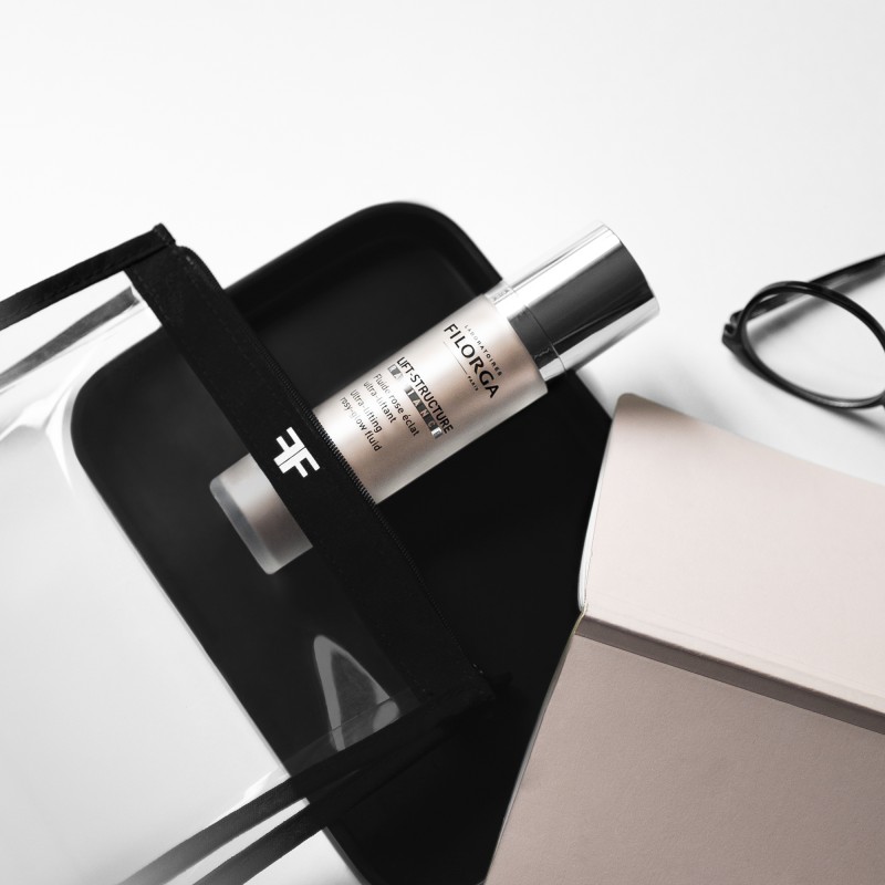 Lift-Structure Radiance Rosy-Glow Fluid Stangrinamasis veido fluidas, 50ml