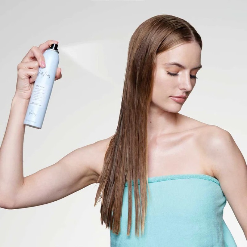 Let It Shine Minkštinamasis ir žvilgesio suteikiantis purškiklis, 200ml
