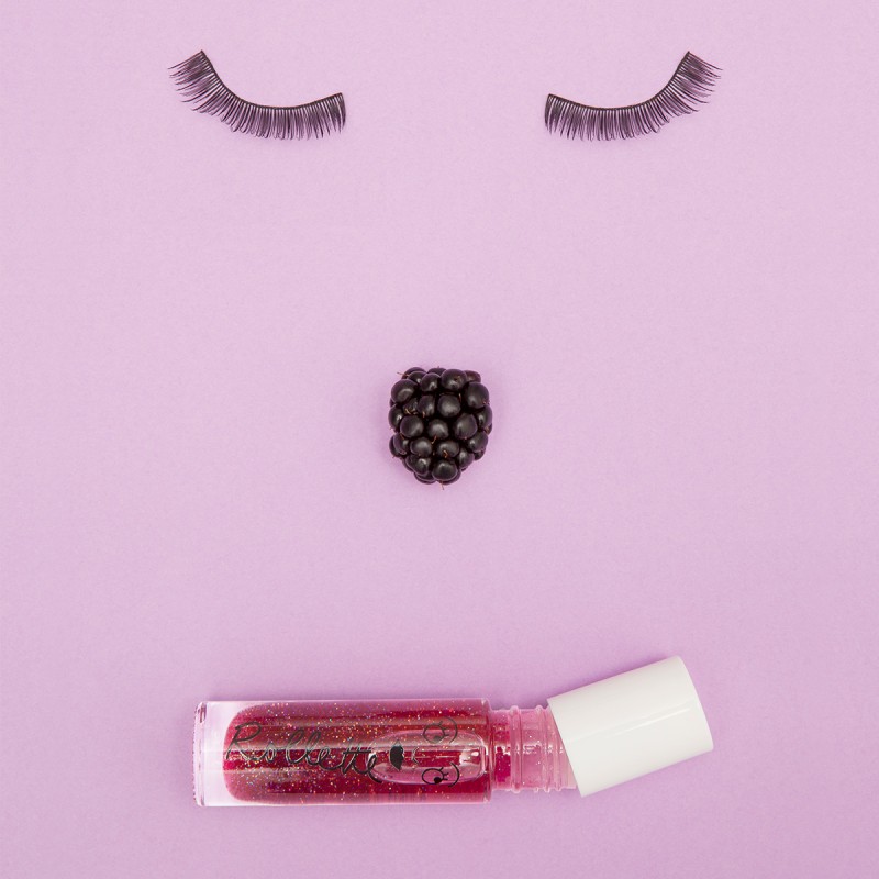 BLACKBERRY Rollette Lip Gloss Gervuogių skonio lūpų blizgesys, 6.5ml