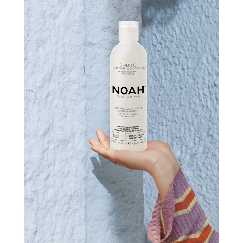 1.4. Regenerating Shampoo With Argan Oil Šampūnas sausiems ir chemiškai pažeistiems plaukams, 250 ml