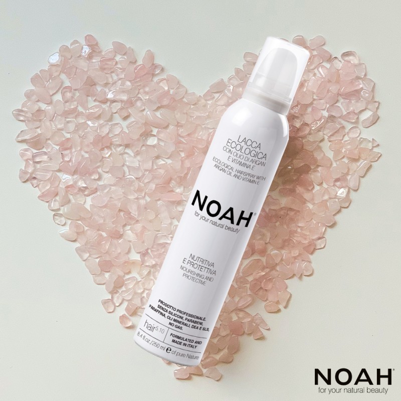 5.10. Ecological Hairspray With Vitamin E Maitinantis plaukų lakas su argano aliejumi ir vitaminu E, 250 ml 