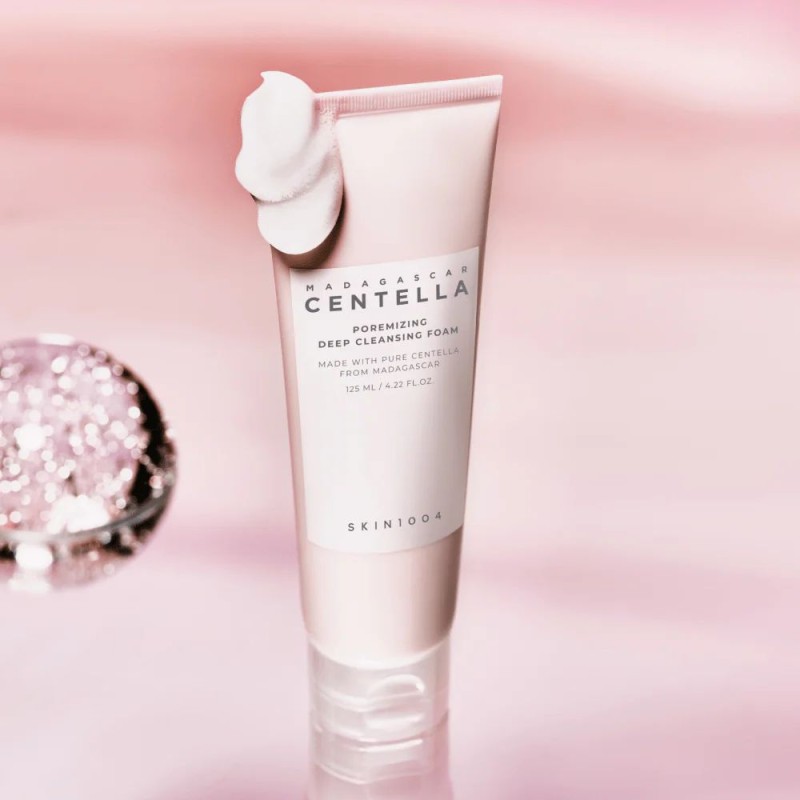 Madagascar Centella Poremizing Deep Cleansing Foam Giliai valantis veido prausiklis, 125 ml