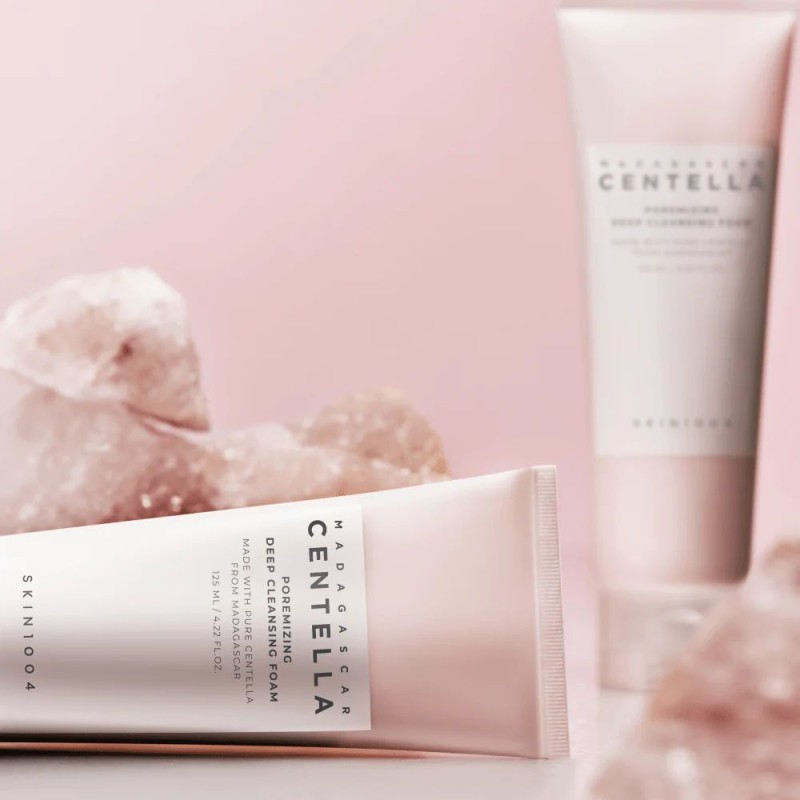 Madagascar Centella Poremizing Deep Cleansing Foam Giliai valantis veido prausiklis, 125 ml