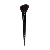 MUA Blush Brush Šepetėlis skaistalams, 1vnt 